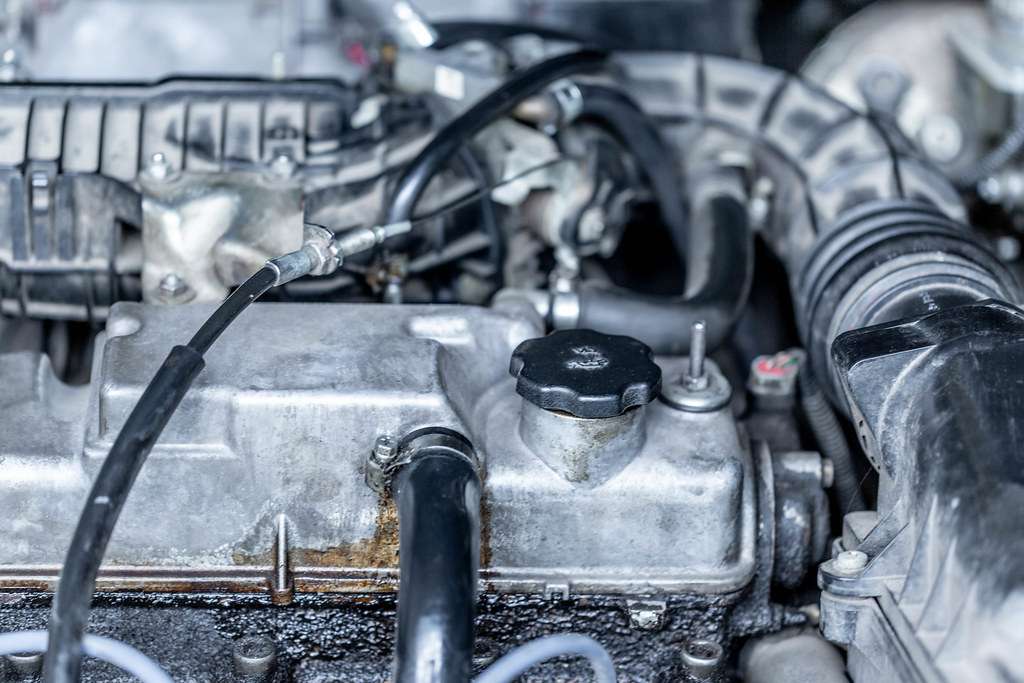Machine monitoring system for auto parts production